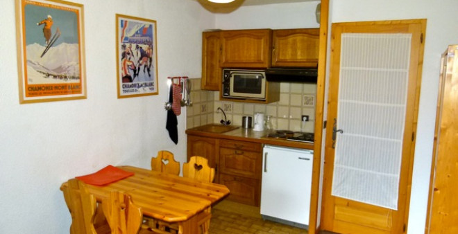 CLOS DU SAVOY STUDIO SLEEPS 4 - Chamonix centre - 150 000€