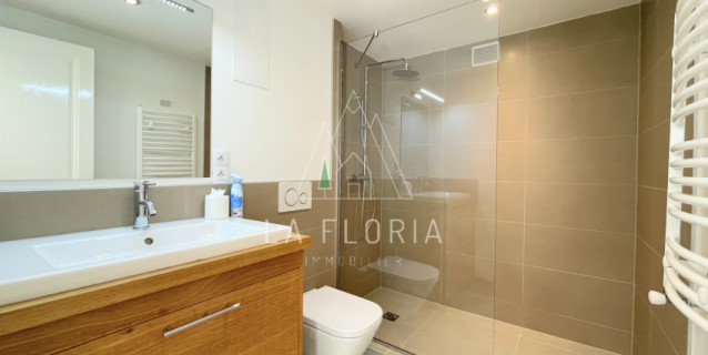 SOUS OFFRE / T4 APPARTEMENT CONCORDE - CHAMONIX CENTRE
