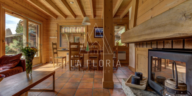 SOUS COMPROMIS / CHALET LARZAY, CHAMONIX LES BOIS
