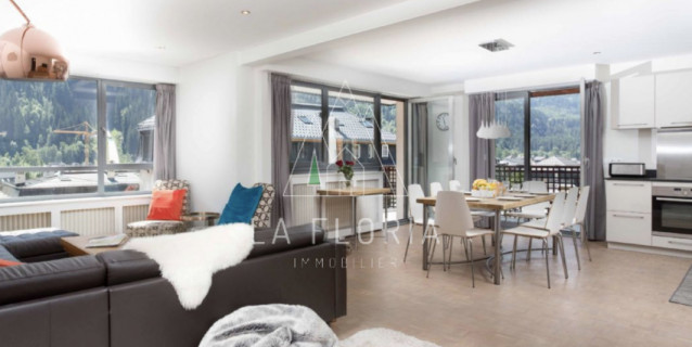 SOUS OFFRE / T4 APPARTEMENT CONCORDE - CHAMONIX CENTRE