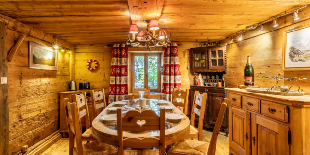 PELLE FARM, CHAMONIX CENTER