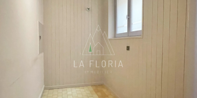 APPARTEMENT ROCHE, CHAMONIX CENTRE