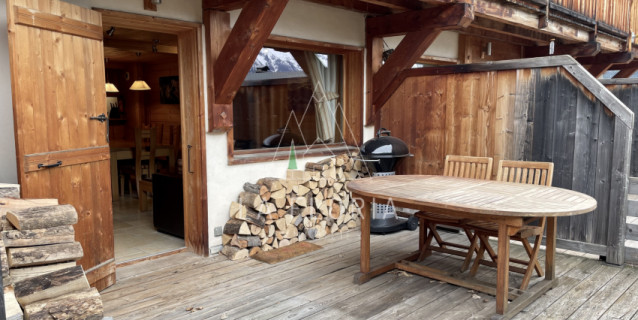 4 BED / 2 BATH TRIPLEX APARTMENT  BERANGERE, LES HOUCHES