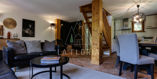 SOUS OFFRE / CHALET SURELLES - CHAMONIX LES PRAZ