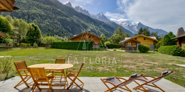 SOUS COMPROMIS / CHALET LARZAY, CHAMONIX LES BOIS