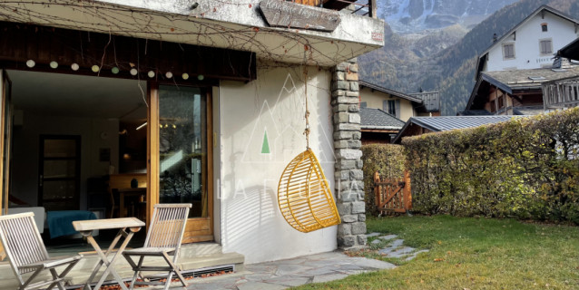 UNDER OFFER / CHAPELLE APARTMENT, CHAMONIX LES PRAZ