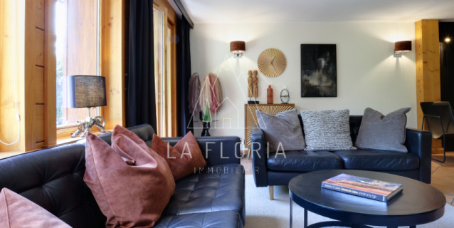 SOUS OFFRE / CHALET SURELLES - CHAMONIX LES PRAZ
