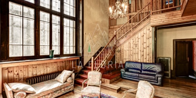 MAISON  COMBE LACHENAL, CHAMONIX