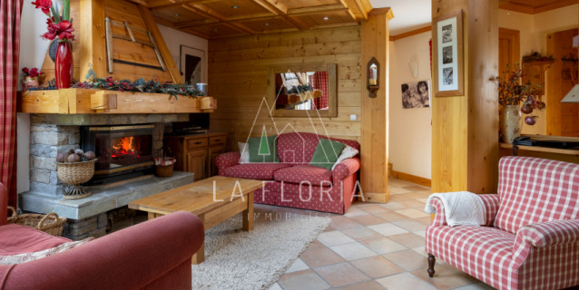 SOUS COMPROMIS / CHALET LYARET - CHAMONIX LES PRAZ