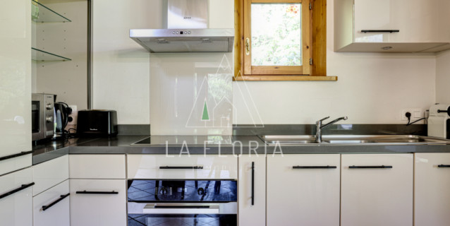 SOUS OFFRE / CHALET SURELLES - CHAMONIX LES PRAZ