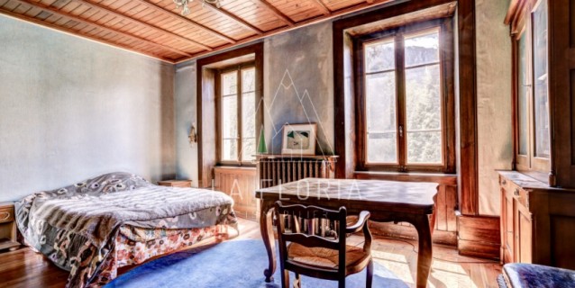 MAISON  COMBE LACHENAL, CHAMONIX