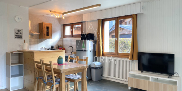 UNDER OFFER / CHAPELLE APARTMENT, CHAMONIX LES PRAZ