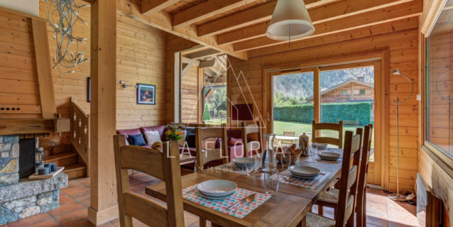 SOUS COMPROMIS / CHALET LARZAY, CHAMONIX LES BOIS