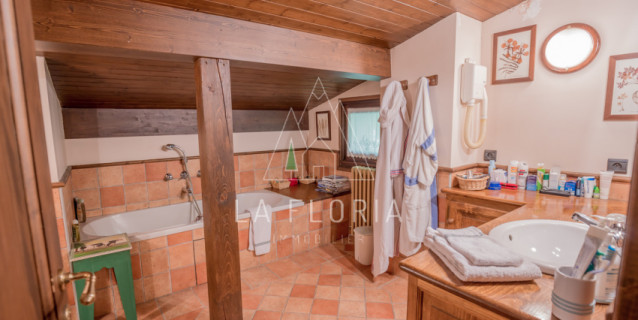 SOUS COMPROMIS DE VENTE / APPARTEMENT T6 SERENA, CHAMONIX